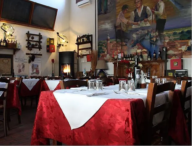 Ristorante Alloggio Ostello Amolara Adria